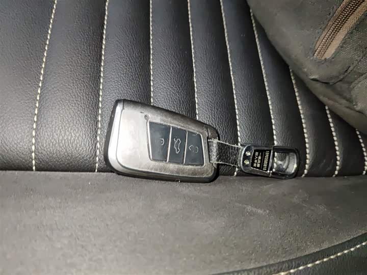 Фото 9 - Volkswagen Magotan