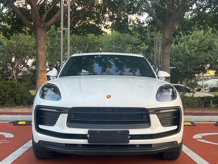 Фото 2 - Porsche Macan