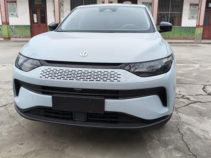 Фото 2 - Leapmotor C11