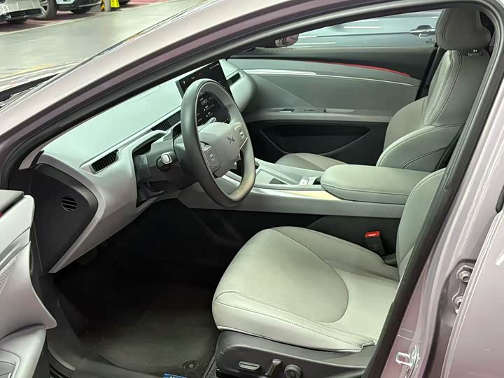 Фото 4 - XPeng Mona M03