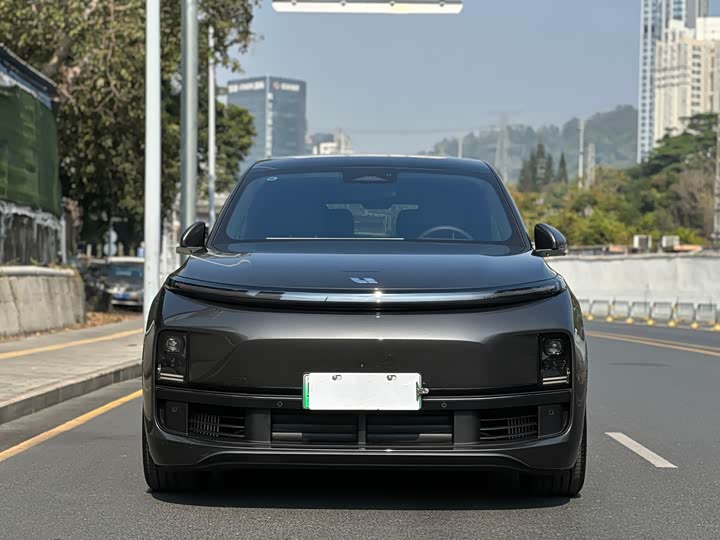 Фото 2 - LiXiang L8