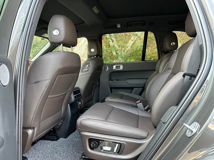 Фото 6 - LiXiang L8