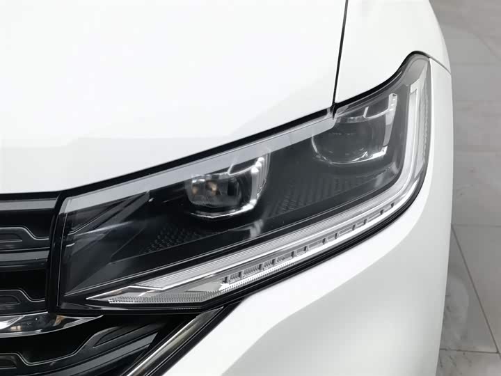 Фото 7 - Volkswagen Tacqua