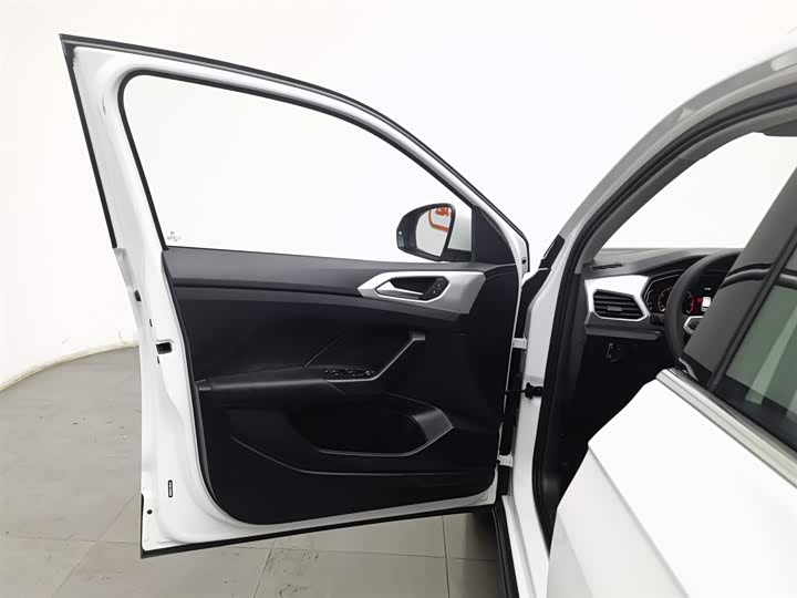 Фото 8 - Volkswagen Tacqua