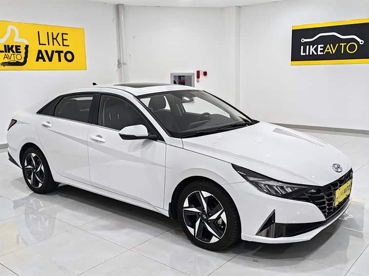 Фото 3 - Hyundai Elantra N line