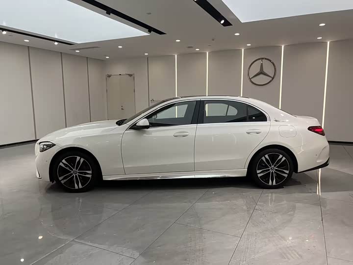 Фото 4 - Mercedes-Benz C-Class Hybrid