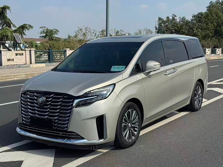 Фото 1 - Buick GL8 ES