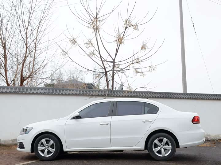 Фото 5 - Volkswagen Lavida