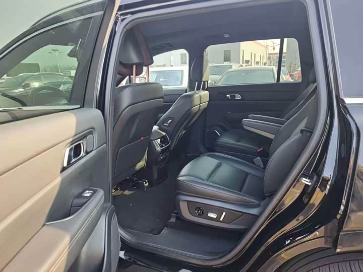 Фото 6 - LiXiang One