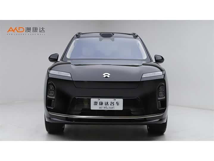 Фото 2 - Nio ES8