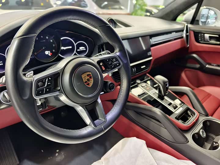 Фото 4 - Porsche Cayenne