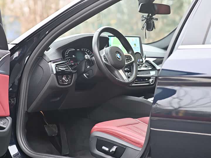 Фото 4 - BMW 5 Series