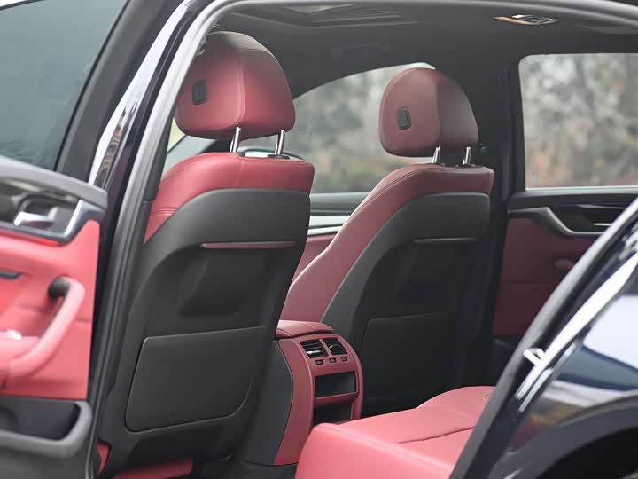 Фото 5 - BMW 5 Series