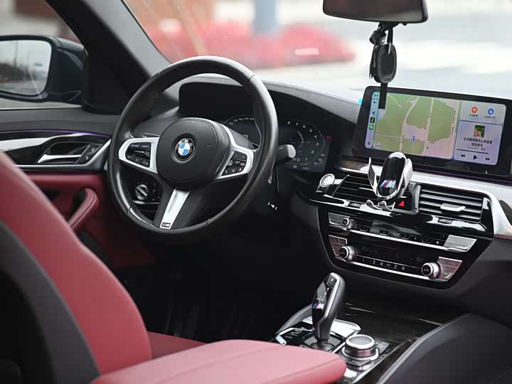 Фото 6 - BMW 5 Series