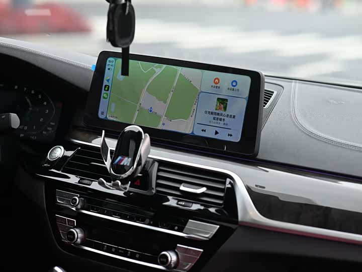 Фото 8 - BMW 5 Series