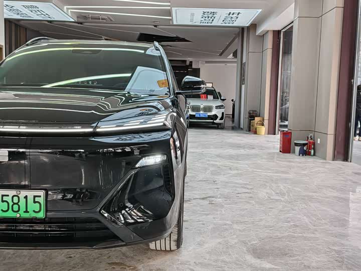 Фото 8 - Geely Galaxy Starship 7