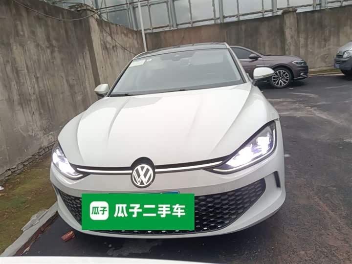 Фото 3 - Volkswagen Lamando L