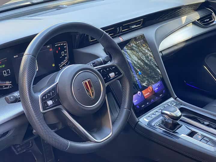 Фото 4 - Hongqi H5