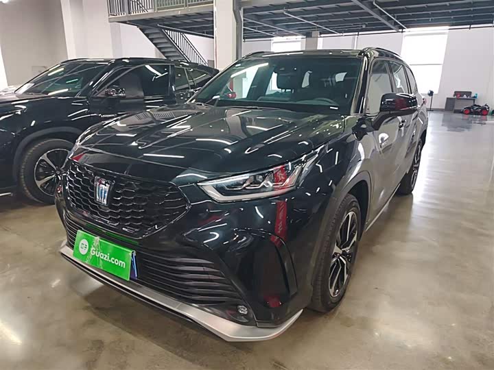 Фото 1 - Toyota Crown Kluger