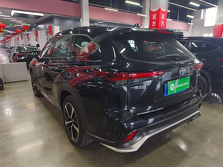 Фото 5 - Toyota Crown Kluger