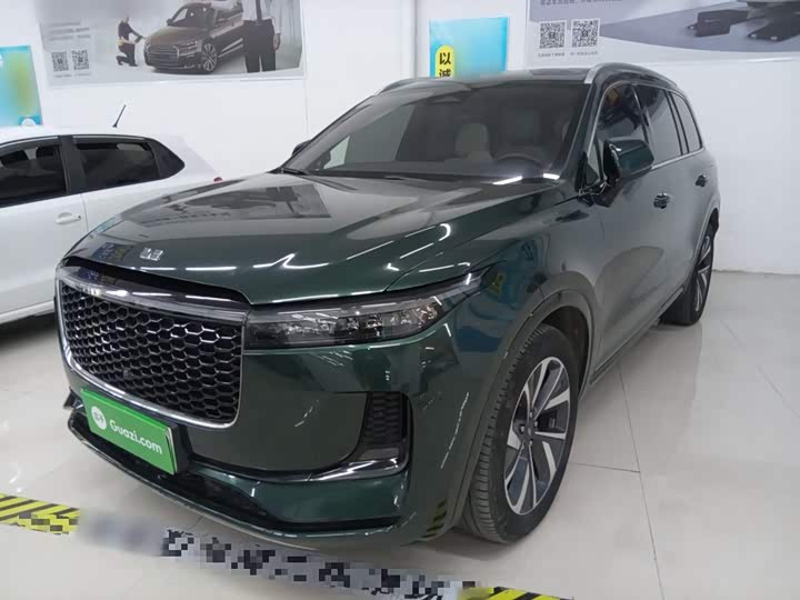 Фото 1 - LiXiang One