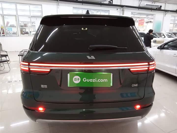 Фото 6 - LiXiang One