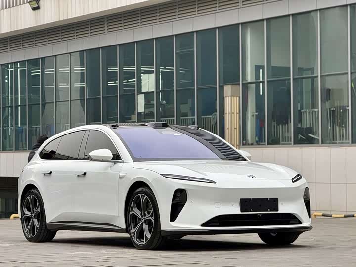 Фото 4 - Nio ET5T