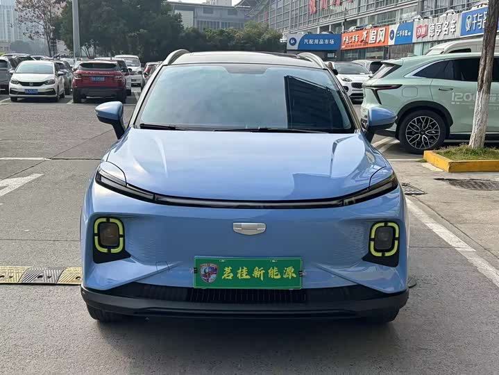 Фото 2 - Geely Geometry E Firefly