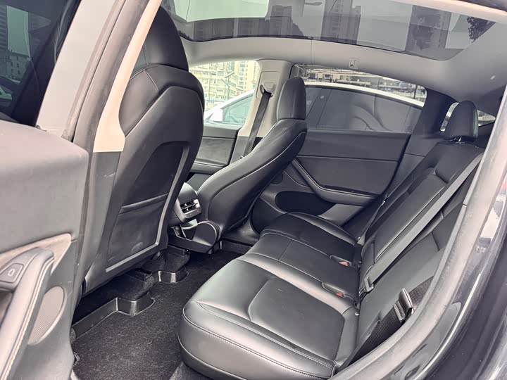 Фото 5 - Tesla Model Y