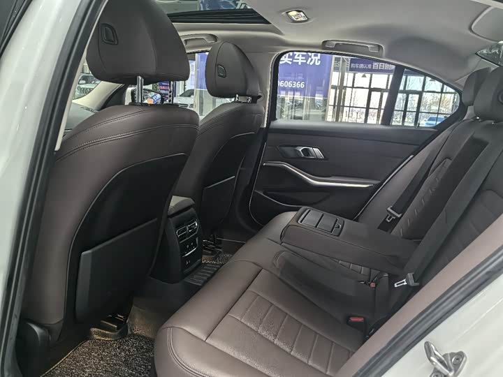 Фото 5 - BMW 3 Series