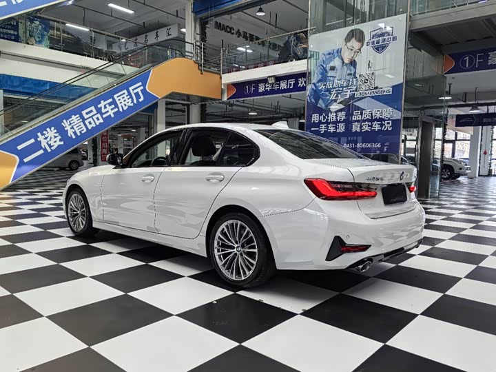 Фото 8 - BMW 3 Series