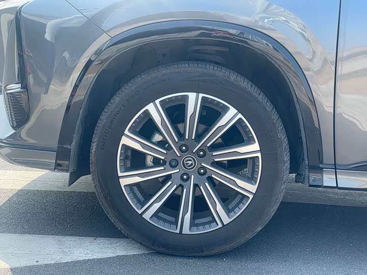 Фото 4 - Changan CS75 Plus