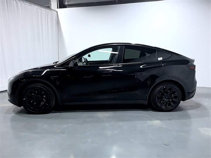 Фото 5 - Tesla Model Y