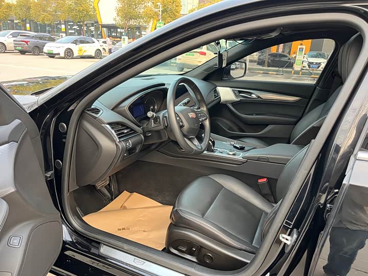 Фото 4 - Cadillac CT5