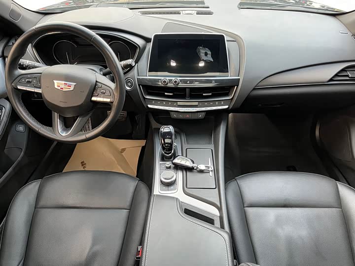 Фото 6 - Cadillac CT5