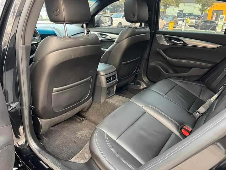 Фото 9 - Cadillac CT5