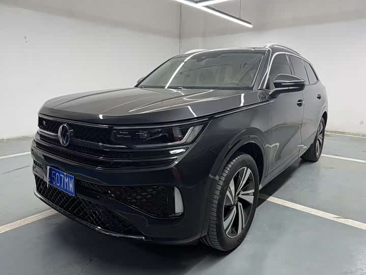 Фото 1 - Volkswagen Tavendor