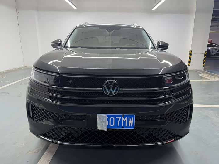 Фото 2 - Volkswagen Tavendor