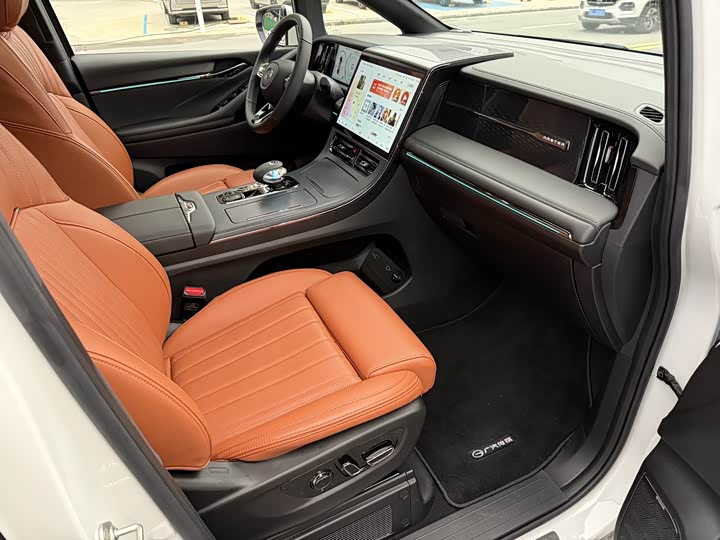 Фото 8 - GAC Trumpchi E9