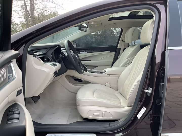 Фото 8 - Buick LaCrosse