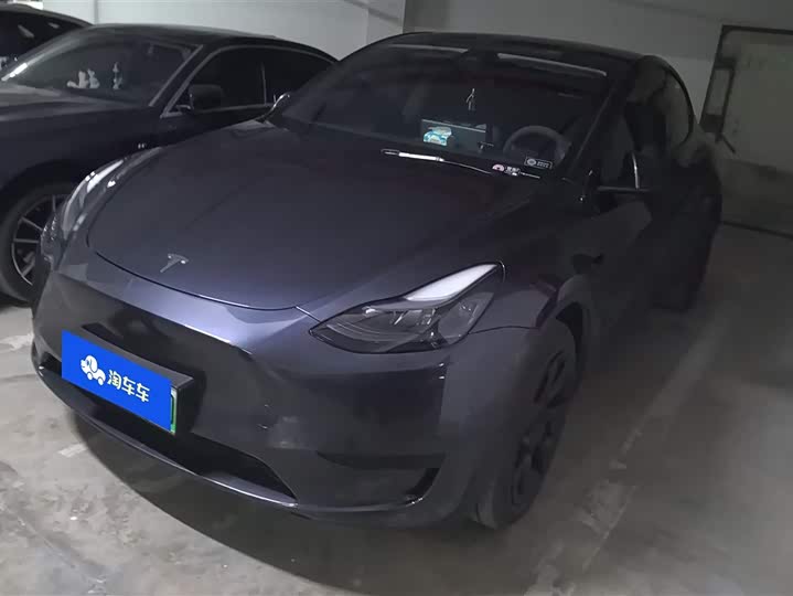 Фото 1 - Tesla Model Y