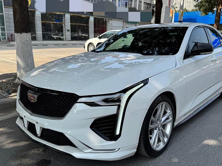 Фото 3 - Cadillac CT4