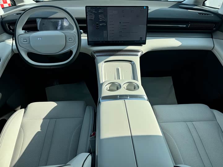 Фото 6 - XPeng X9