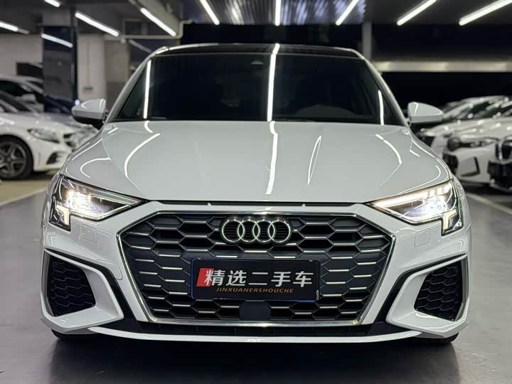 Фото 2 - Audi A3