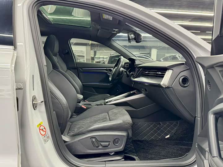 Фото 8 - Audi A3