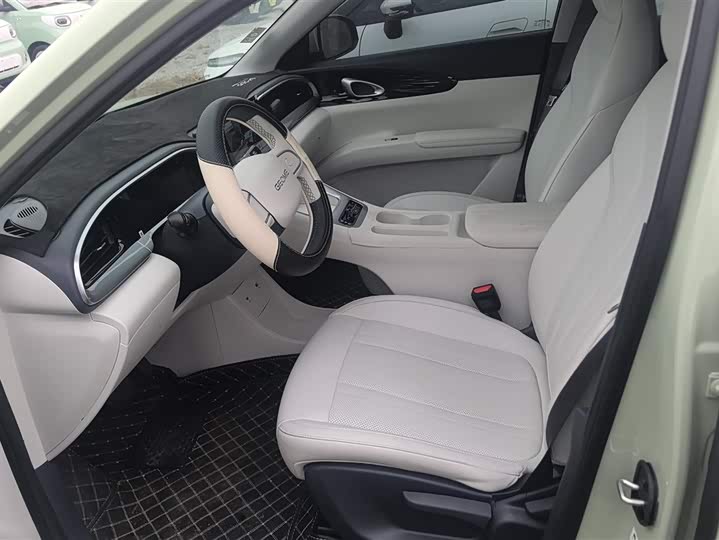 Фото 9 - Geely Galaxy Geome
