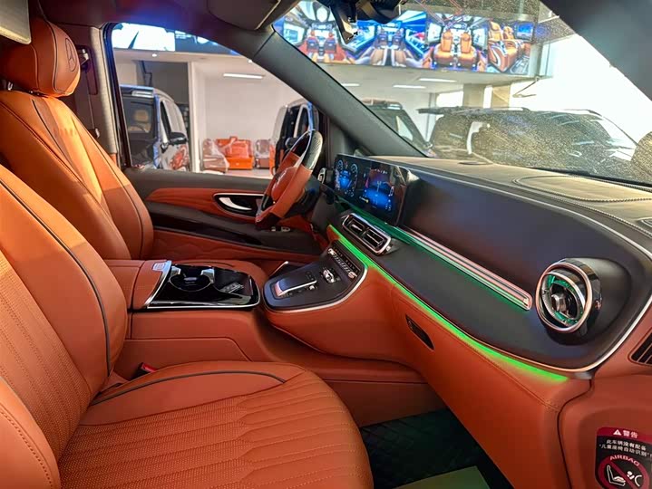 Фото 6 - Mercedes-Benz Vito