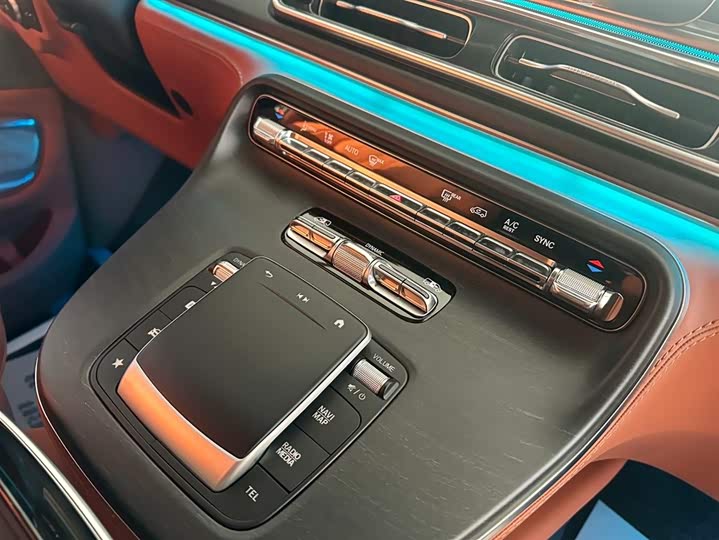 Фото 8 - Mercedes-Benz Vito