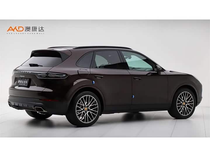 Фото 3 - Porsche Cayenne