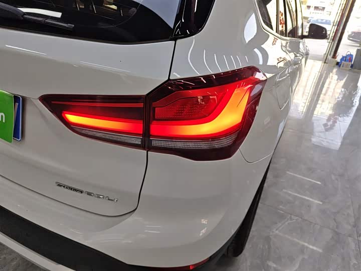 Фото 7 - BMW X1